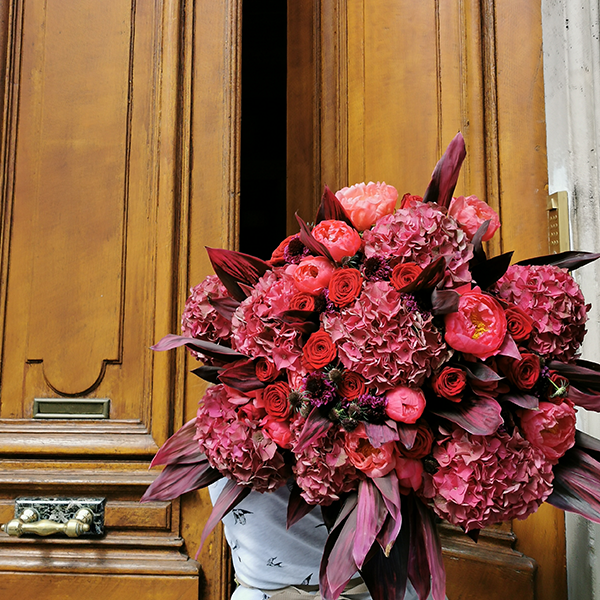 Bouquet-Fuschia-La-Maison-Des-Fleurs-Paris-Fleuriste